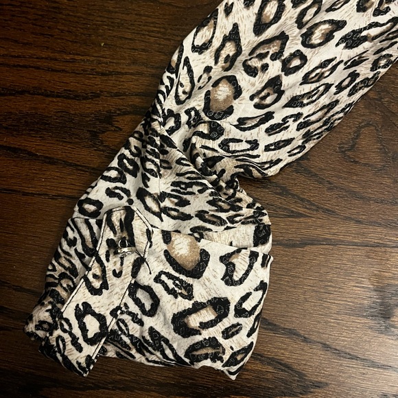 Leopard patterned top - Picture 3 of 4